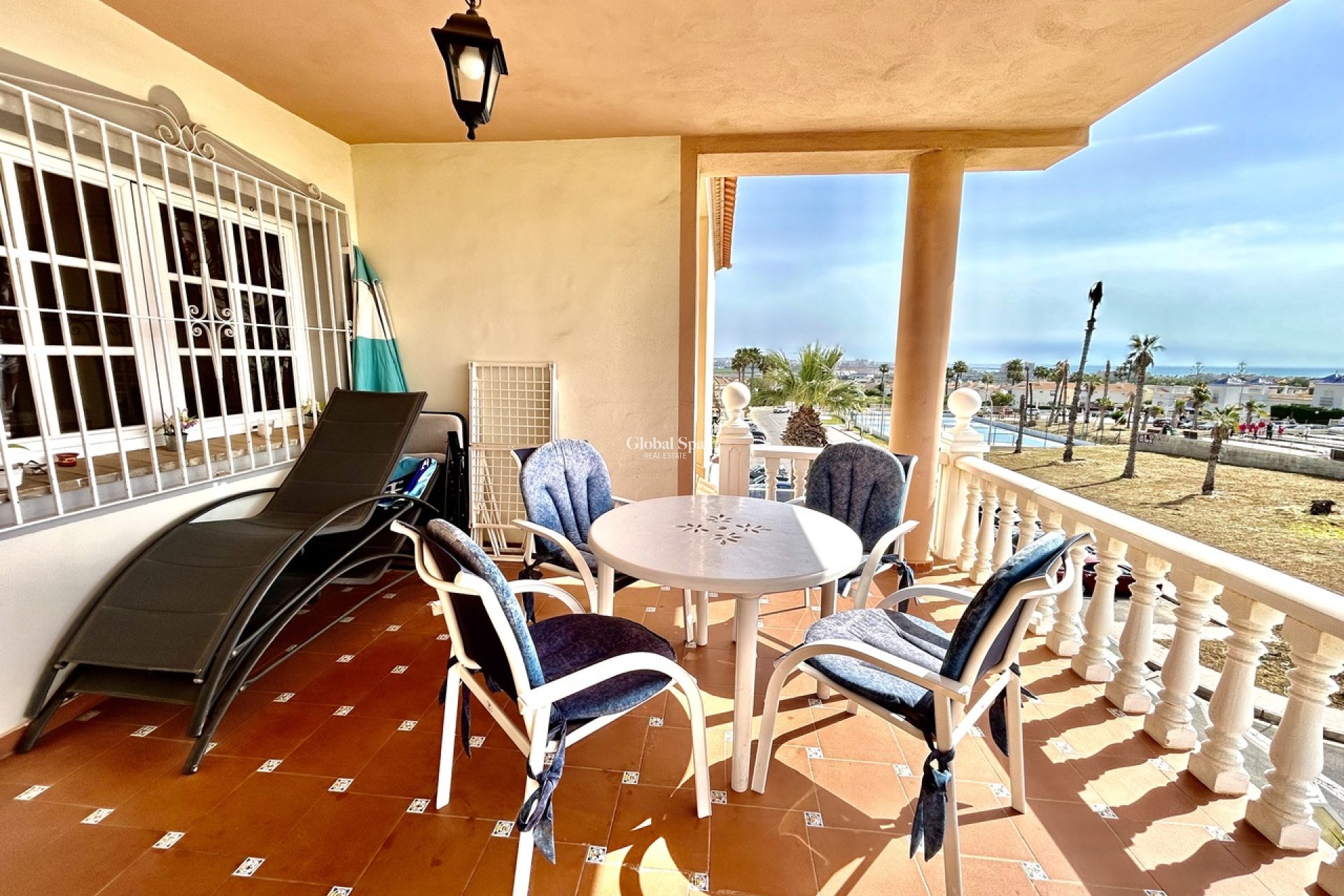 Wiederverkauf - WOHNUNG -
LOS BALCONES - LOS ALTOS - Costa Blanca