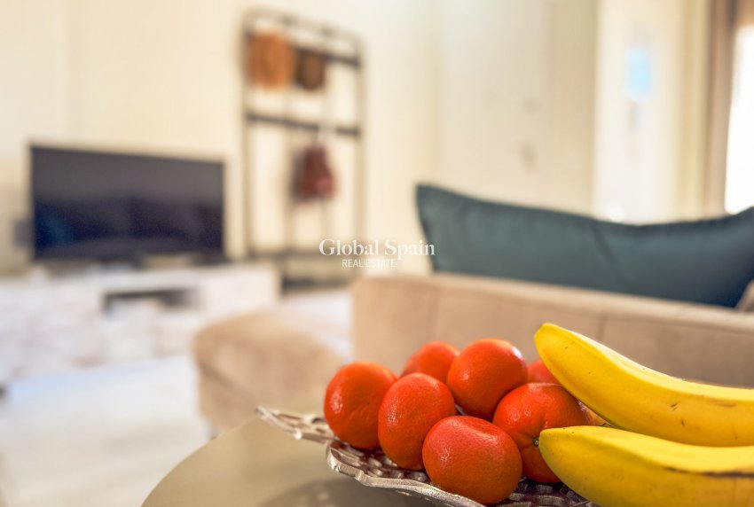 Wiederverkauf - WOHNUNG -
LOS BALCONES - LOS ALTOS - Costa Blanca