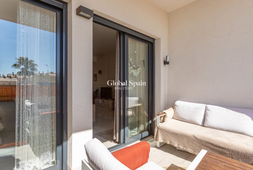 Wiederverkauf - WOHNUNG -
LOS BALCONES - LOS ALTOS - Costa Blanca