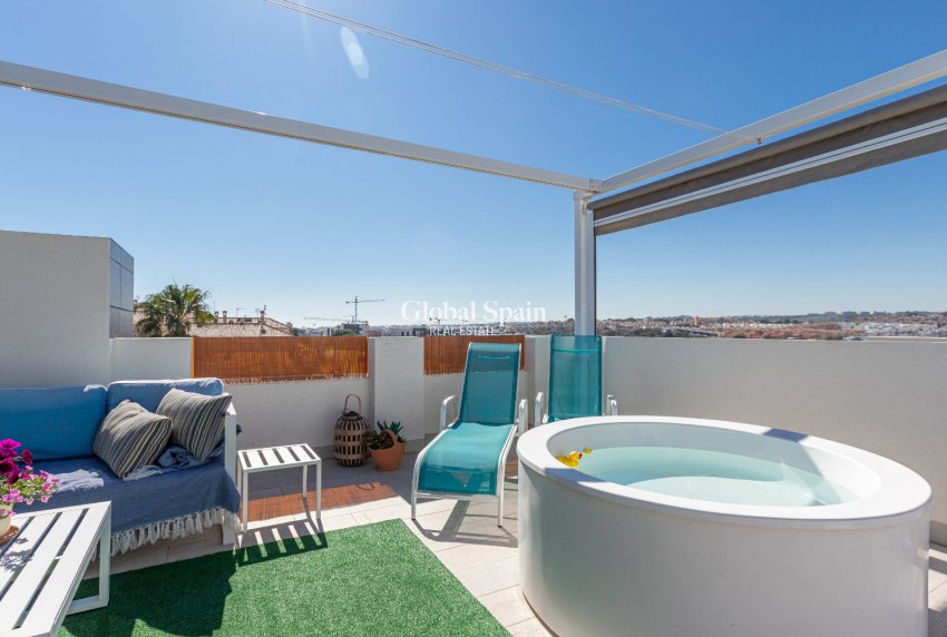 Wiederverkauf - WOHNUNG -
LOS BALCONES - LOS ALTOS - Costa Blanca