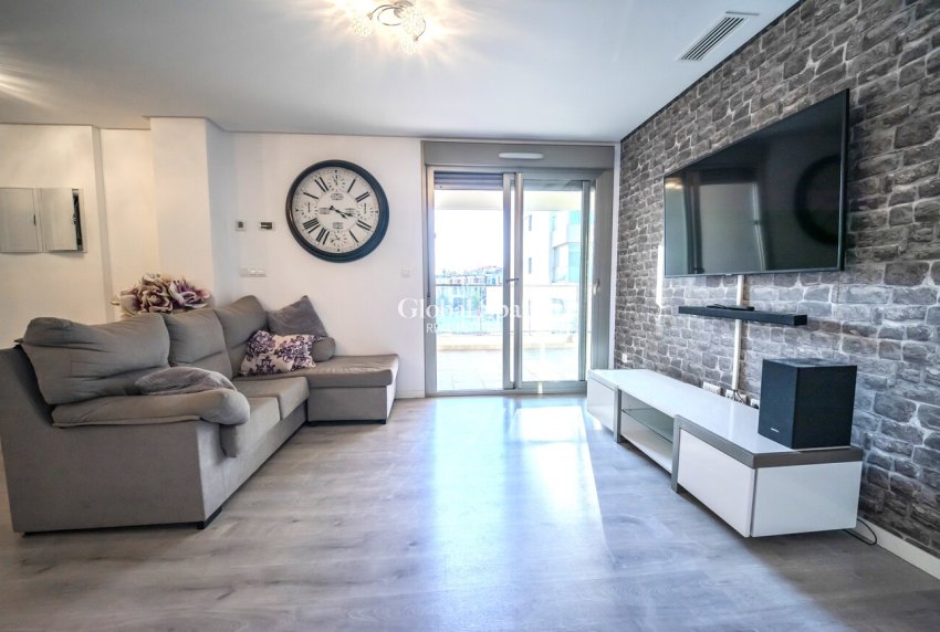 Wiederverkauf - WOHNUNG -
LOS DOLSES - Altos de Mediterraneo