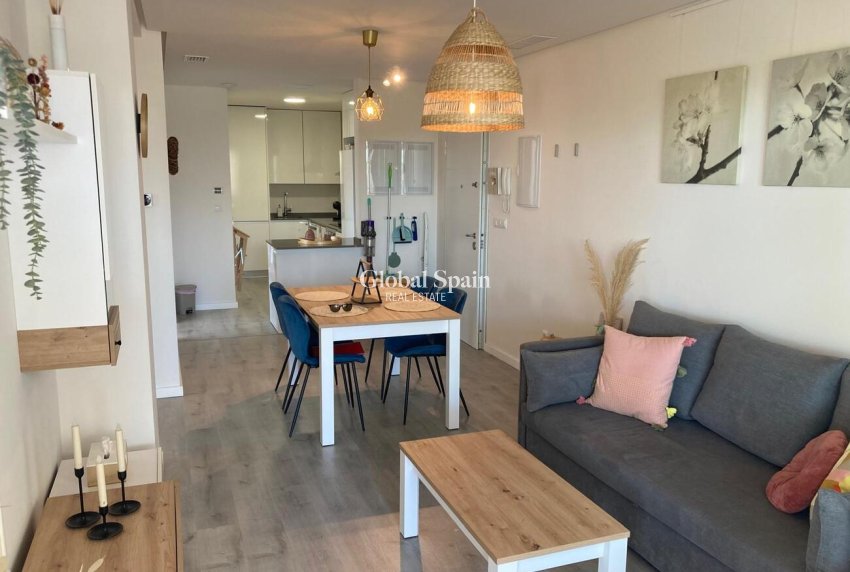 Wiederverkauf - WOHNUNG -
LOS DOLSES - Costa Blanca