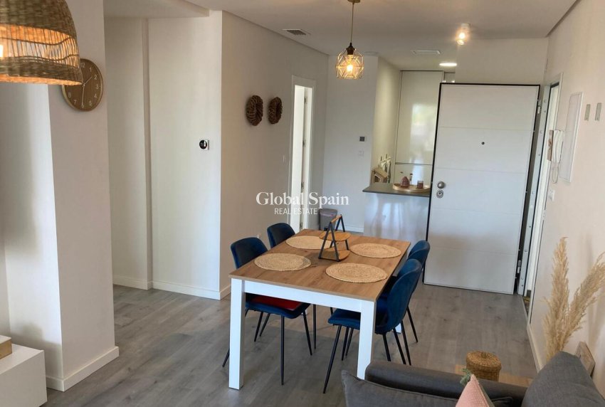 Wiederverkauf - WOHNUNG -
LOS DOLSES - Costa Blanca