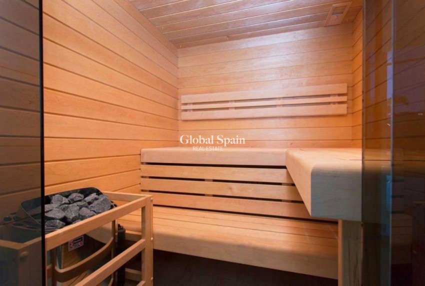 Wiederverkauf - Wohnung -
Los Dolses