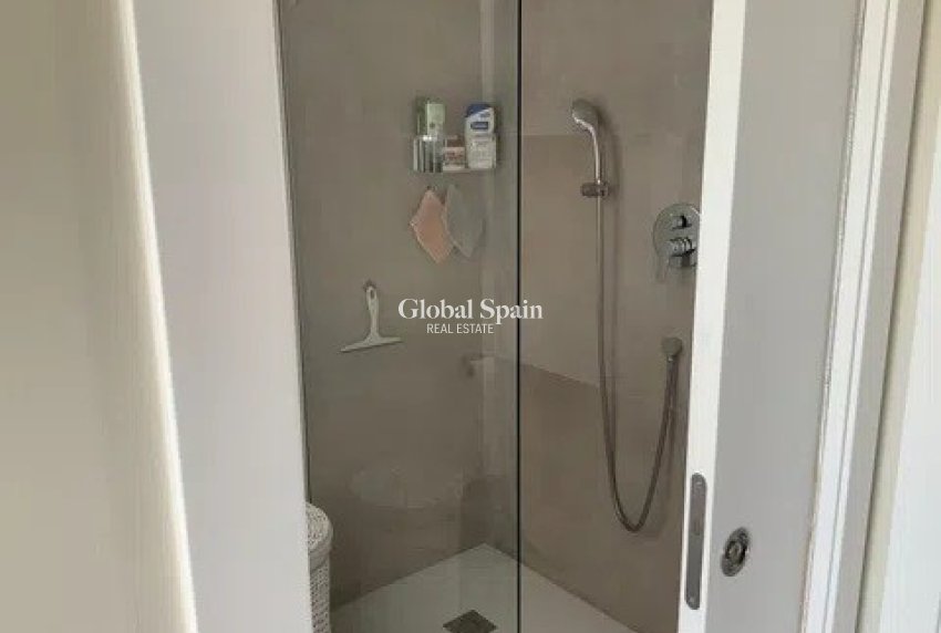 Wiederverkauf - WOHNUNG -
MAR DE CRISTAL - Costa Calida