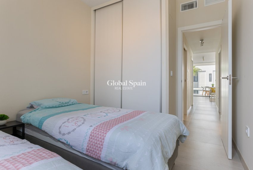 Wiederverkauf - WOHNUNG -
MAR DE CRISTAL - Costa Calida