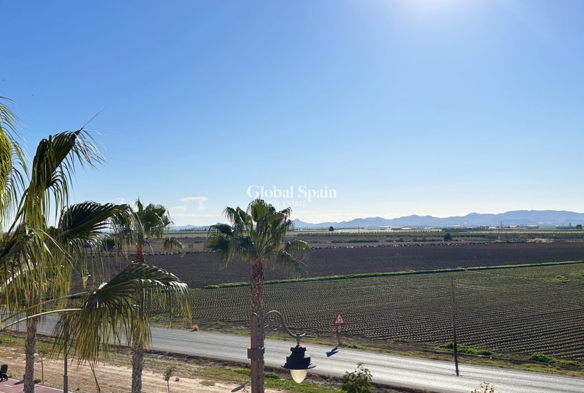 Wiederverkauf - WOHNUNG -
MAR MENOR GOLF RESORT - Inland