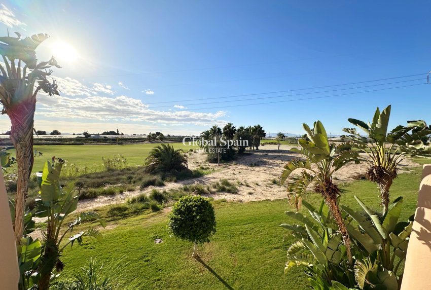 Wiederverkauf - WOHNUNG -
MAR MENOR GOLF RESORT - Inland