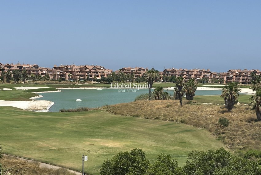 Wiederverkauf - WOHNUNG -
MAR MENOR GOLF RESORT - Inland