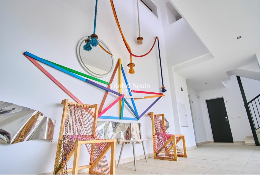 Wiederverkauf - WOHNUNG -
MIL PALMERAS  - Costa Blanca