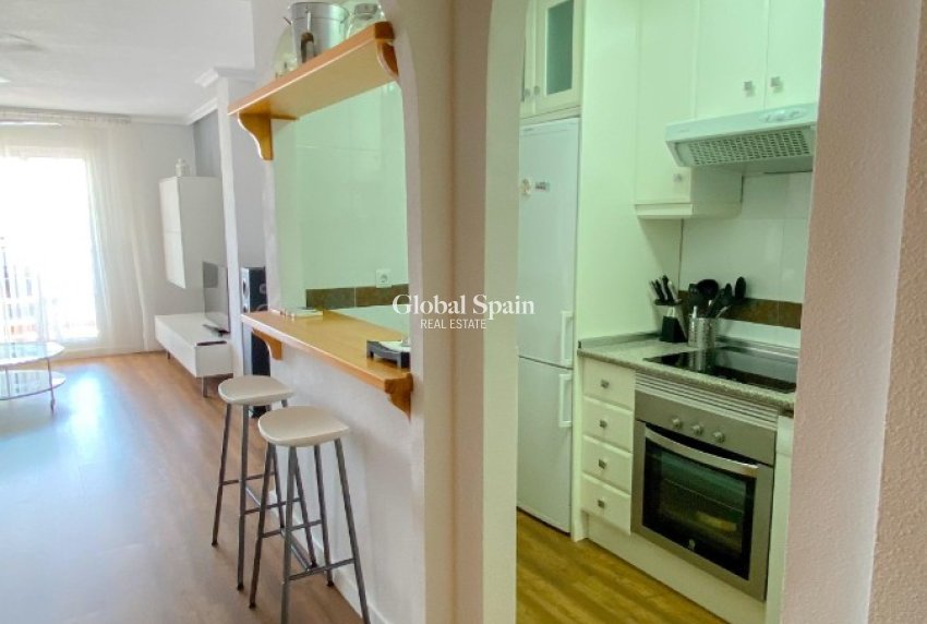 Wiederverkauf - WOHNUNG -
MIL PALMERAS  - Costa Blanca