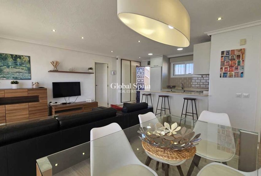 Wiederverkauf - WOHNUNG -
MIL PALMERAS  - Costa Blanca