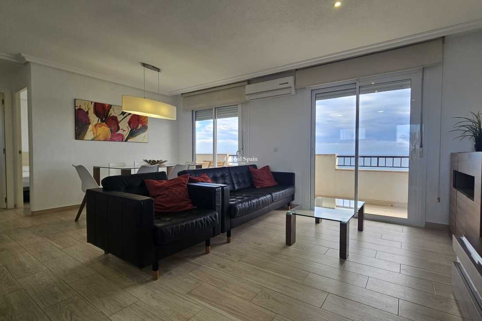 Wiederverkauf - WOHNUNG -
MIL PALMERAS  - Costa Blanca