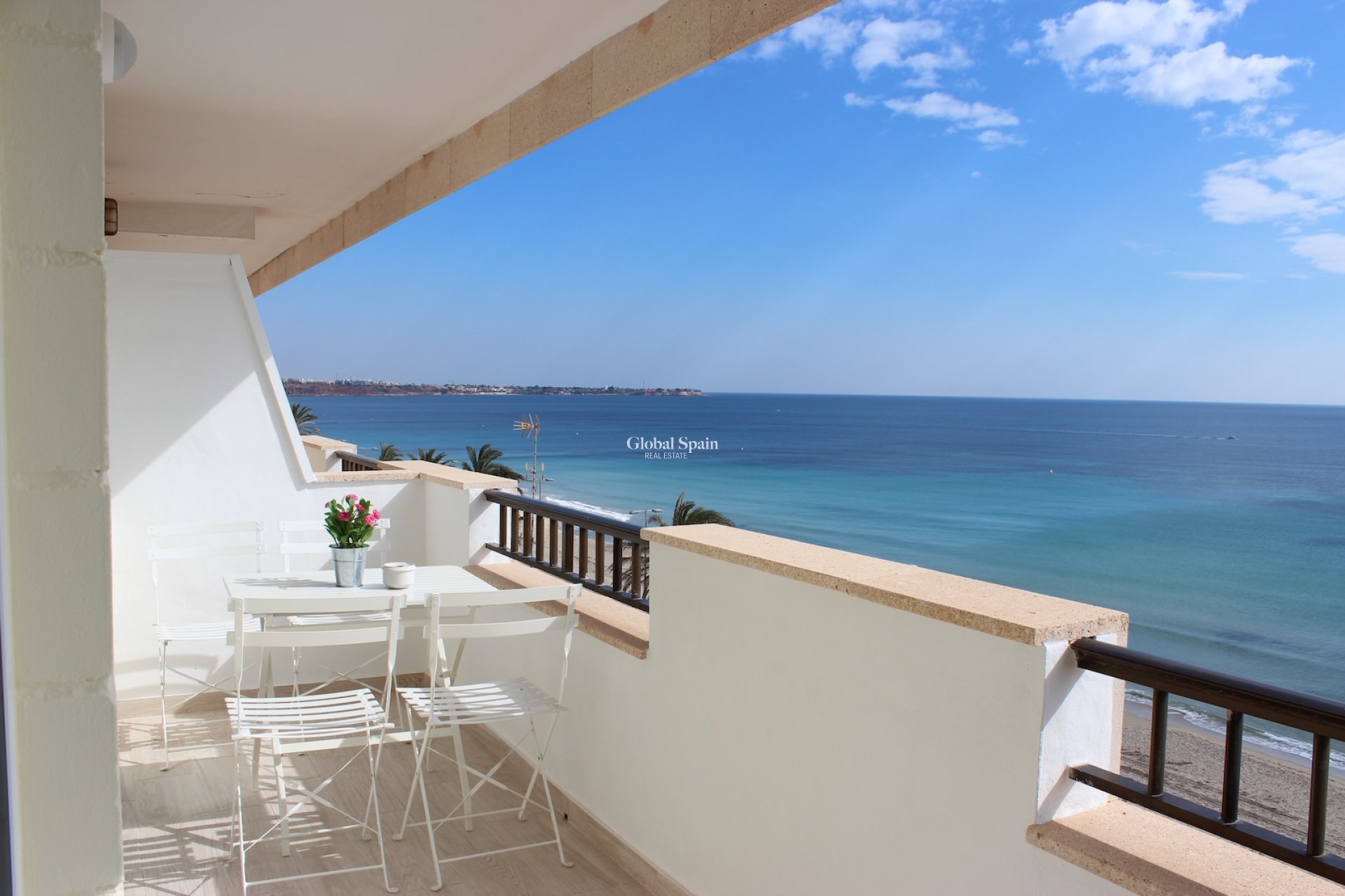 Wiederverkauf - WOHNUNG -
MIL PALMERAS  - Costa Blanca