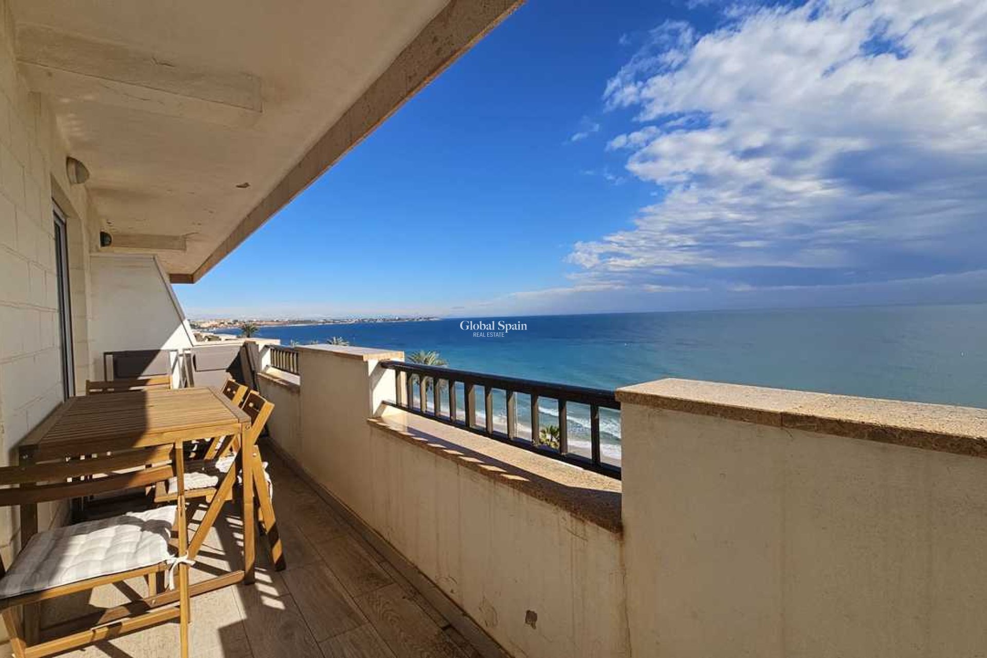 Wiederverkauf - WOHNUNG -
MIL PALMERAS  - Costa Blanca