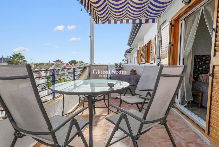 Wiederverkauf - WOHNUNG -
MIL PALMERAS  - Costa Blanca