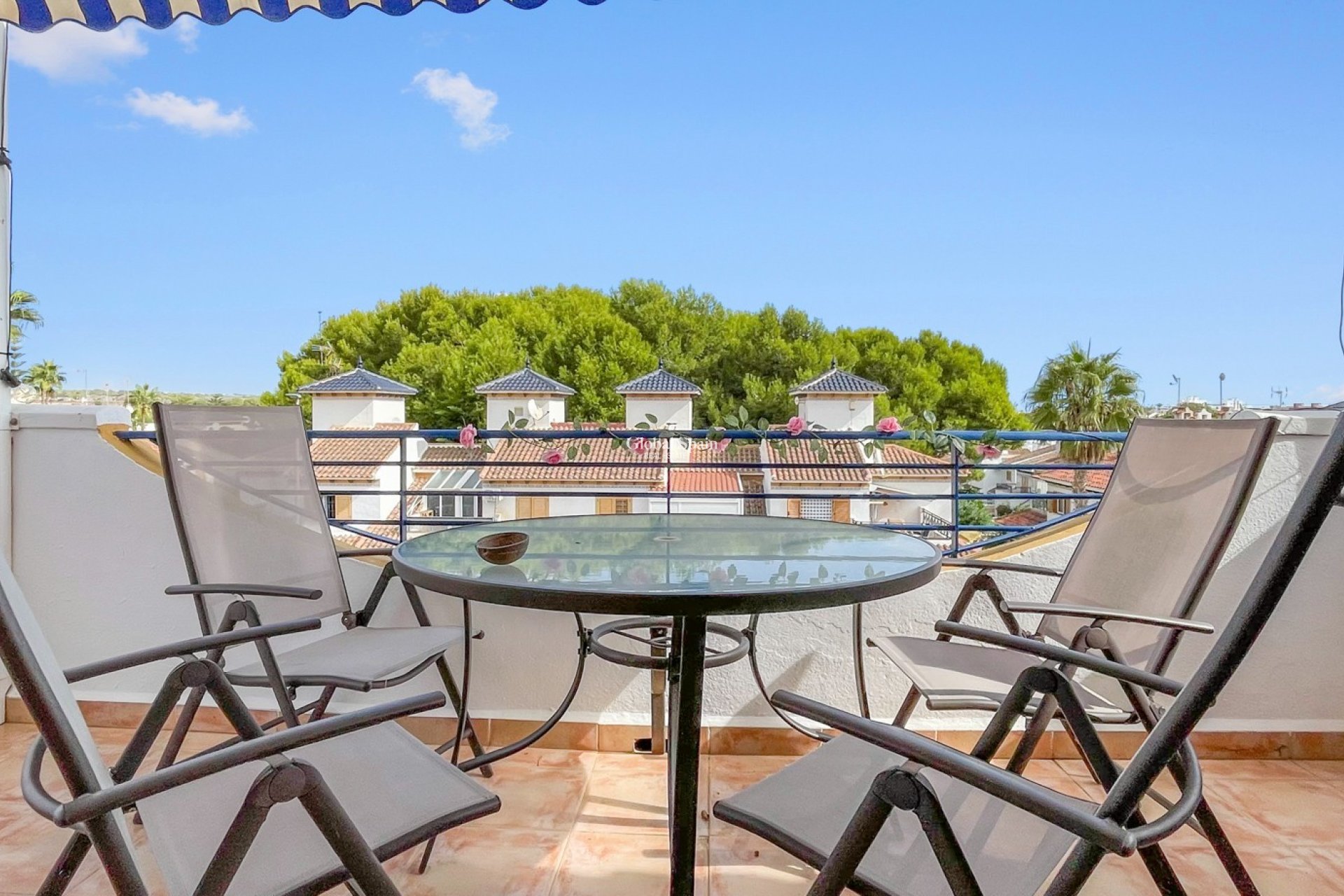 Wiederverkauf - WOHNUNG -
MIL PALMERAS  - Costa Blanca