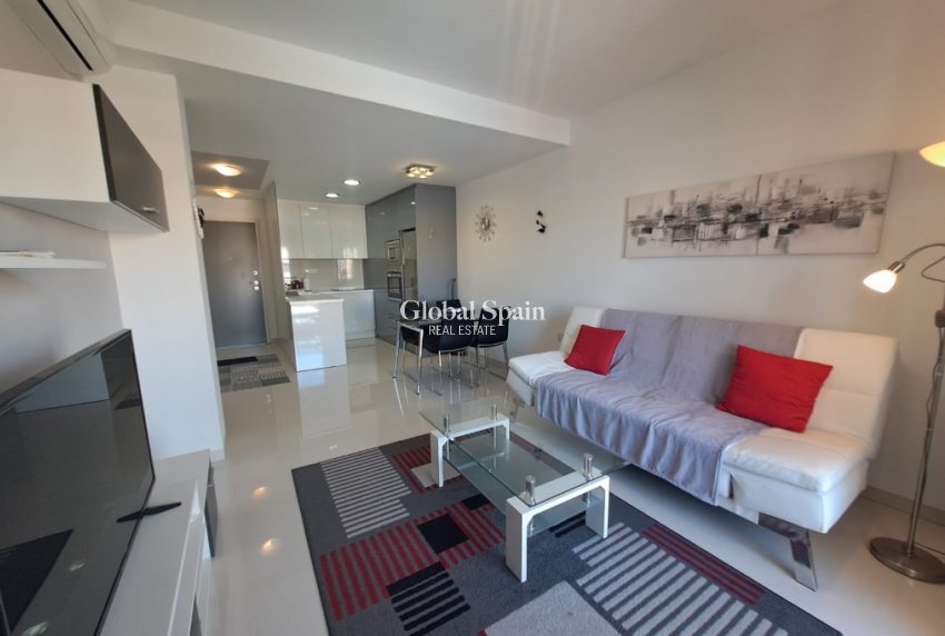 Wiederverkauf - Wohnung -
MIL PALMERAS 