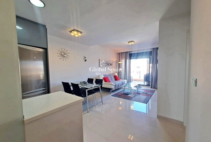 Wiederverkauf - Wohnung -
MIL PALMERAS 