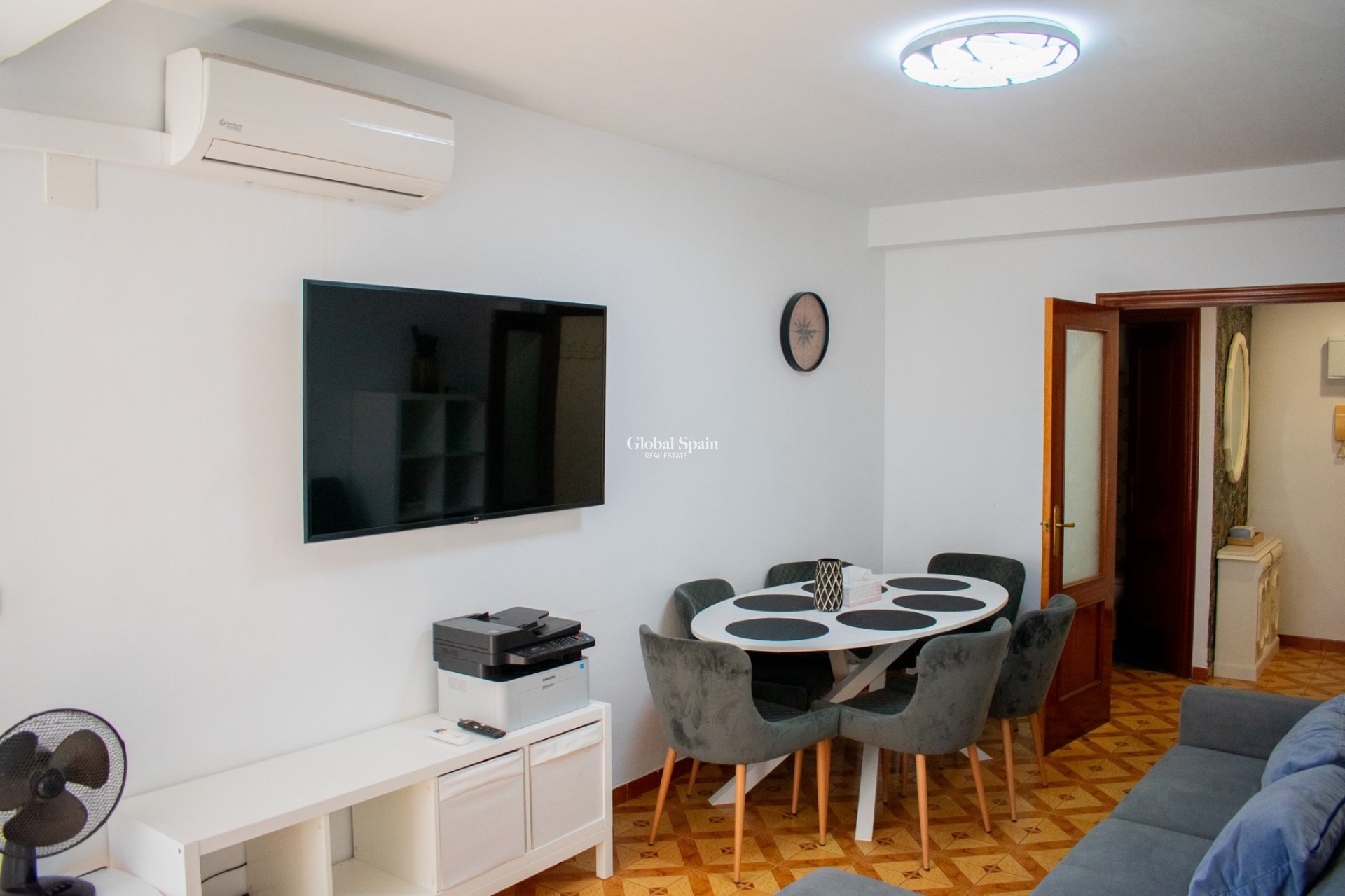 Wiederverkauf - WOHNUNG -
MIRAMAR - Miramar