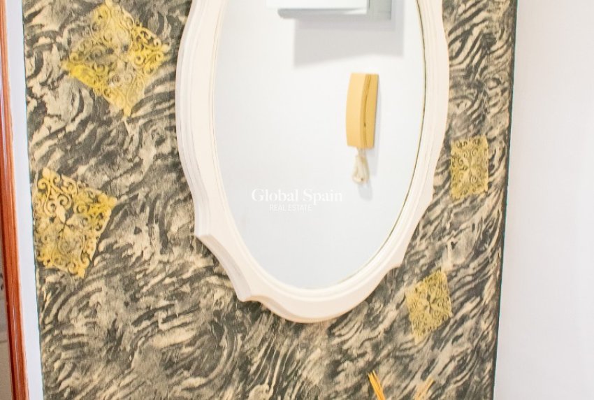 Wiederverkauf - WOHNUNG -
MIRAMAR - Miramar