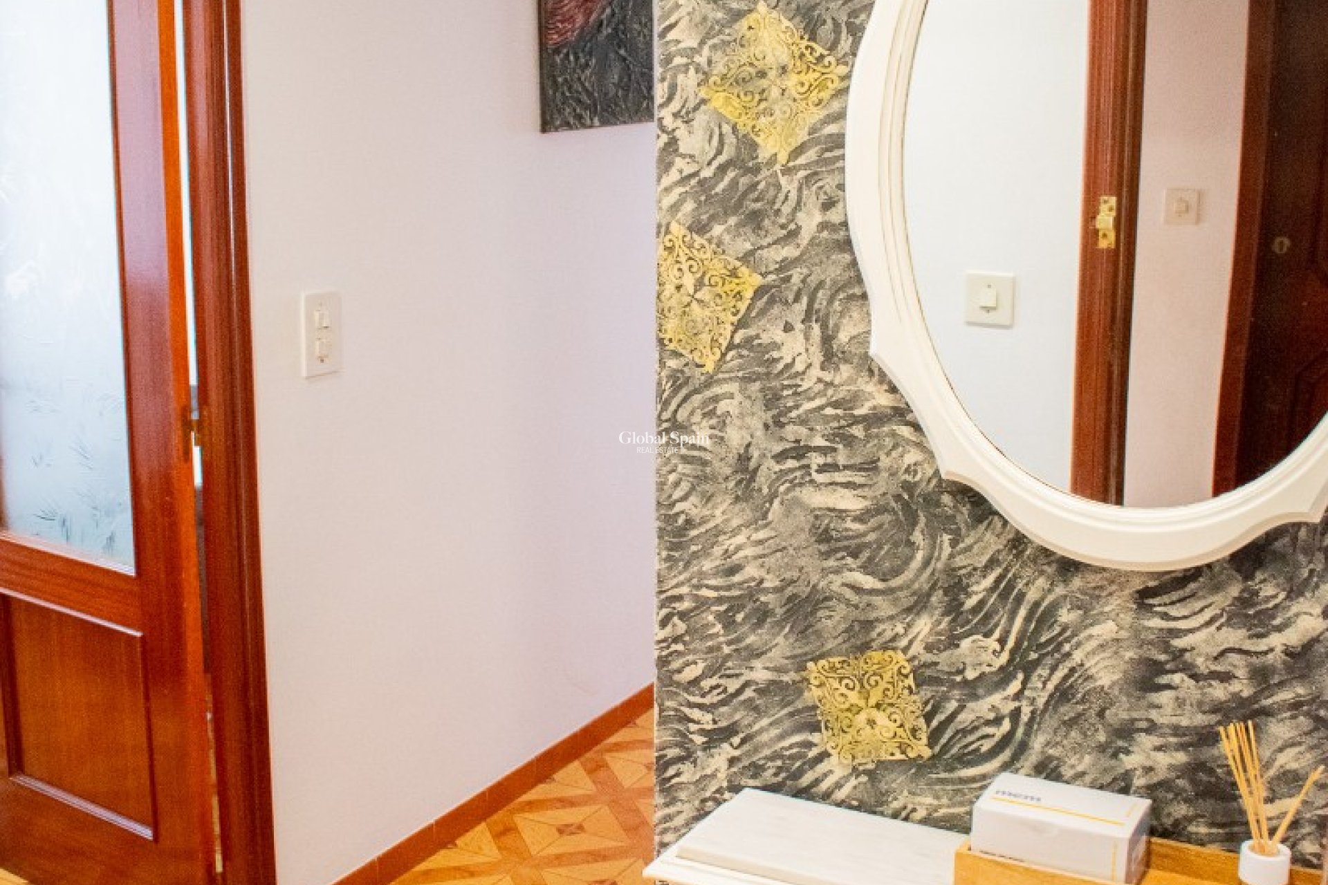 Wiederverkauf - WOHNUNG -
MIRAMAR - Miramar