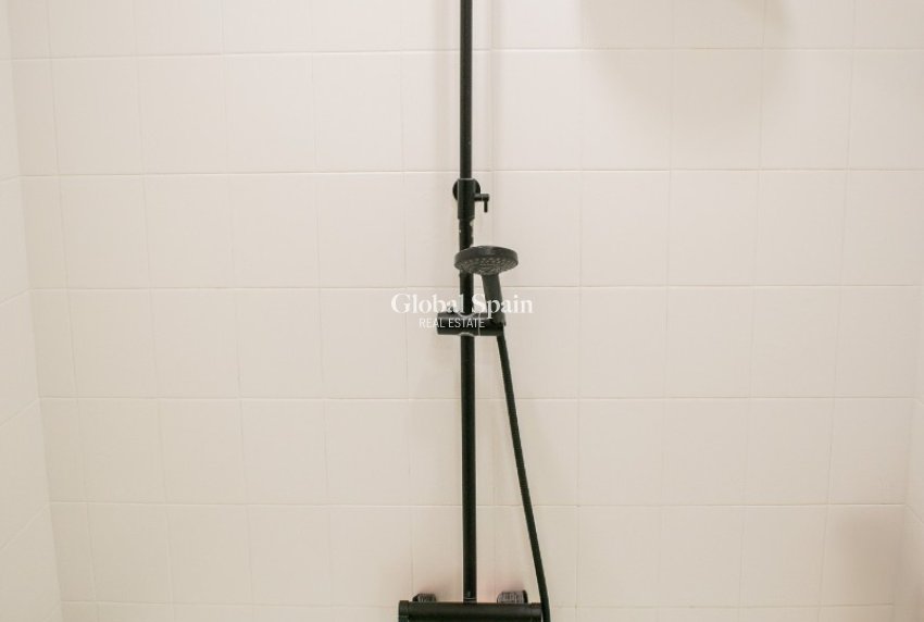 Wiederverkauf - WOHNUNG -
MIRAMAR - Miramar