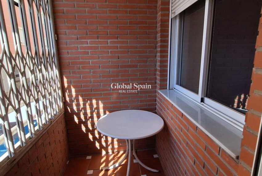 Wiederverkauf - WOHNUNG -
MURCIA - San Benito-patiño