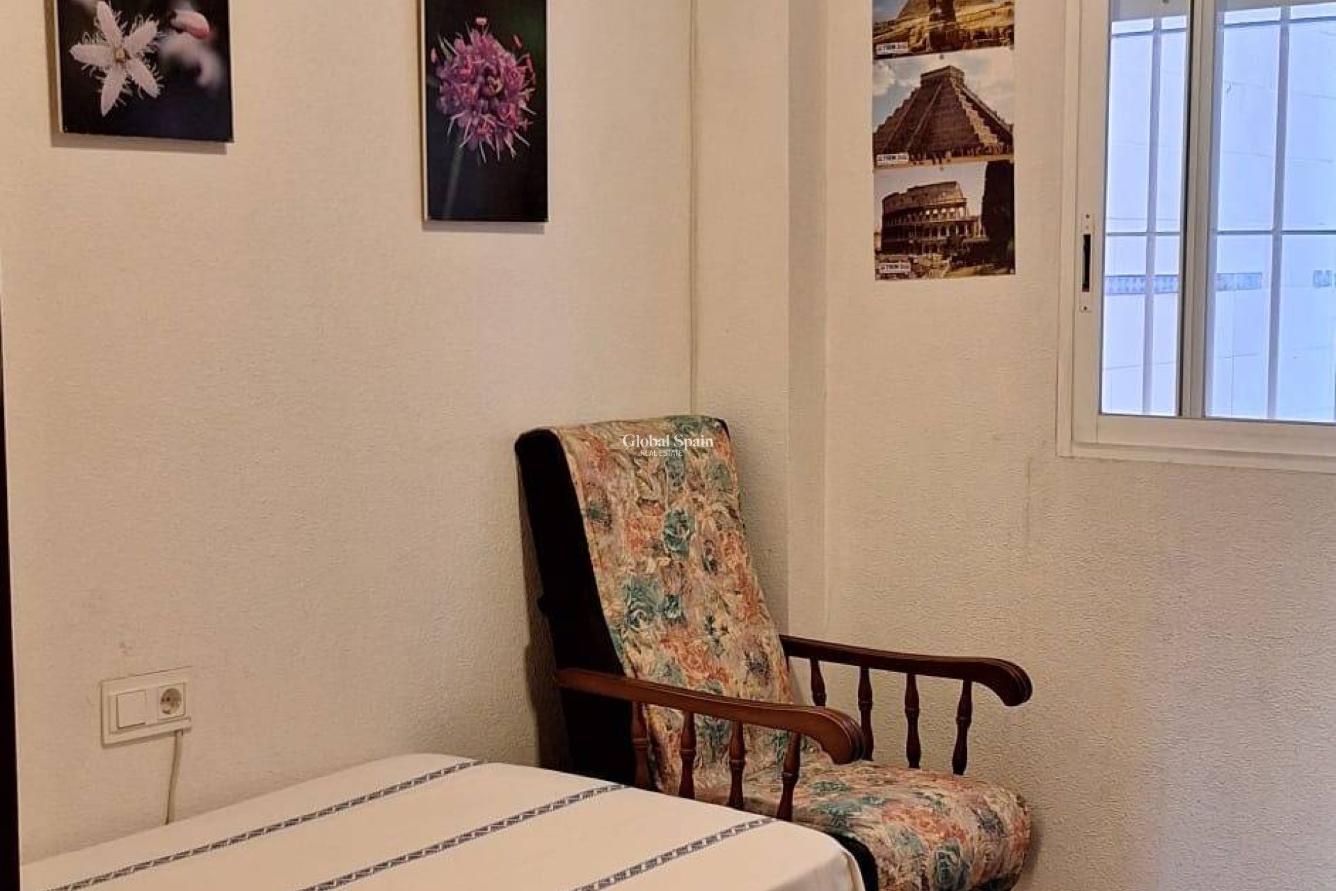 Wiederverkauf - WOHNUNG -
MURCIA - San Benito-patiño