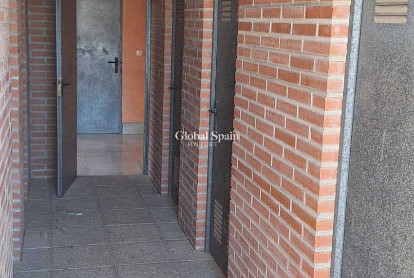 Wiederverkauf - WOHNUNG -
MURCIA - San Benito-patiño