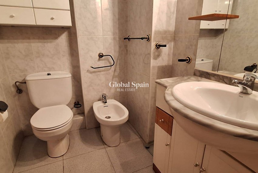 Wiederverkauf - WOHNUNG -
MURCIA - San Benito-patiño