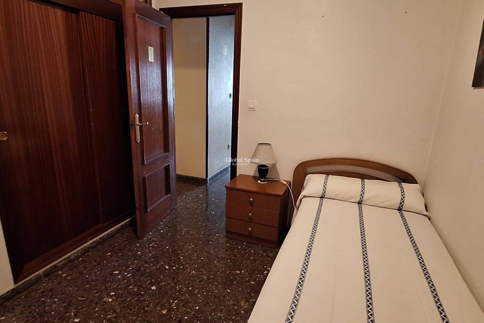 Wiederverkauf - WOHNUNG -
MURCIA - San Benito-patiño