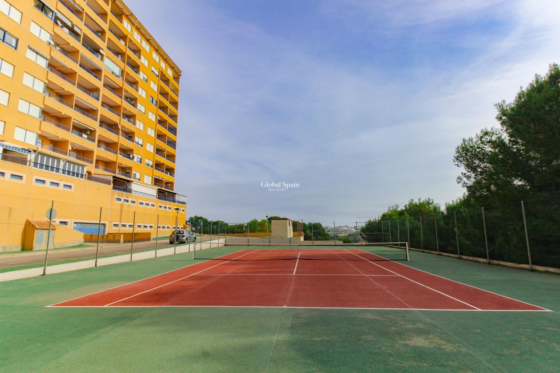 Wiederverkauf - WOHNUNG -
ORIHUELA COSTA - Altos de Campoamor