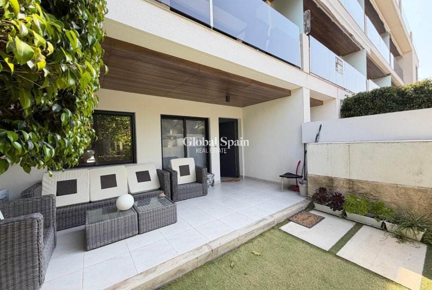 Wiederverkauf - WOHNUNG -
ORIHUELA COSTA - Altos de campoamor