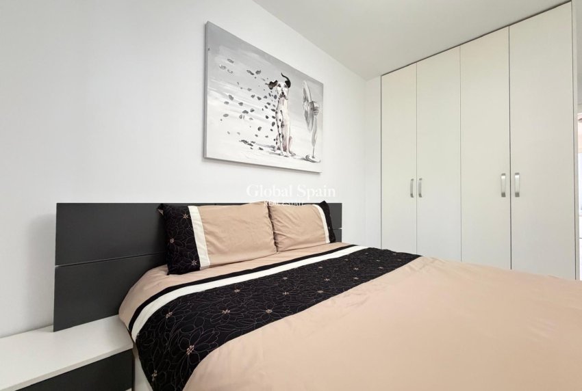 Wiederverkauf - WOHNUNG -
ORIHUELA COSTA - Altos de campoamor