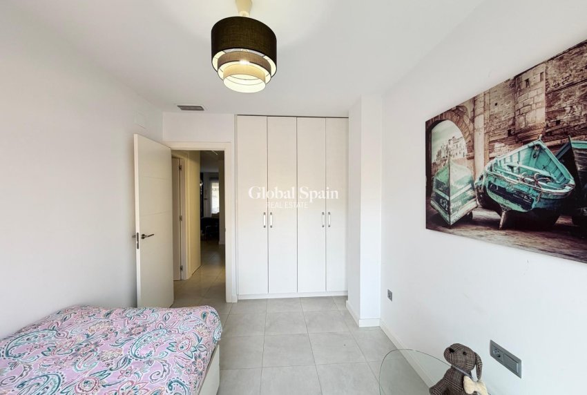 Wiederverkauf - WOHNUNG -
ORIHUELA COSTA - Altos de campoamor