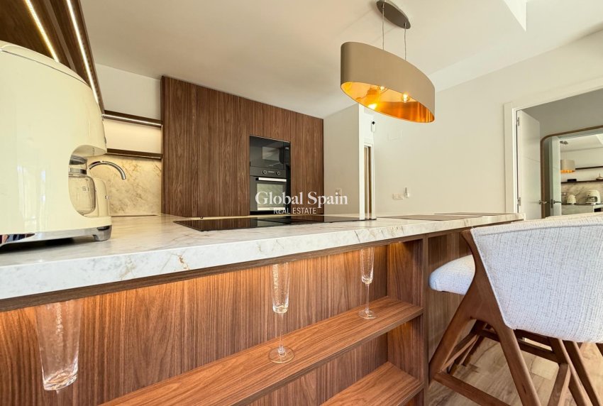 Wiederverkauf - WOHNUNG -
ORIHUELA COSTA - Altos de campoamor