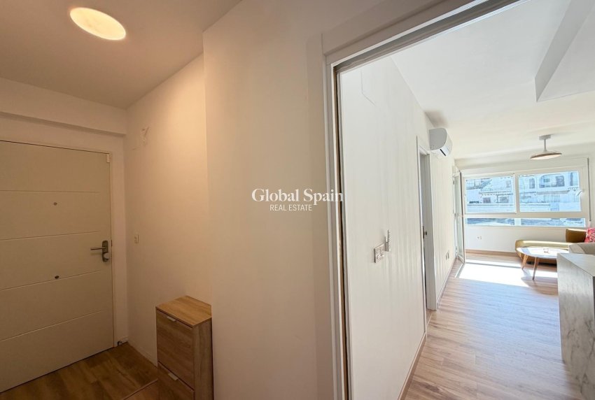 Wiederverkauf - WOHNUNG -
ORIHUELA COSTA - Altos de campoamor