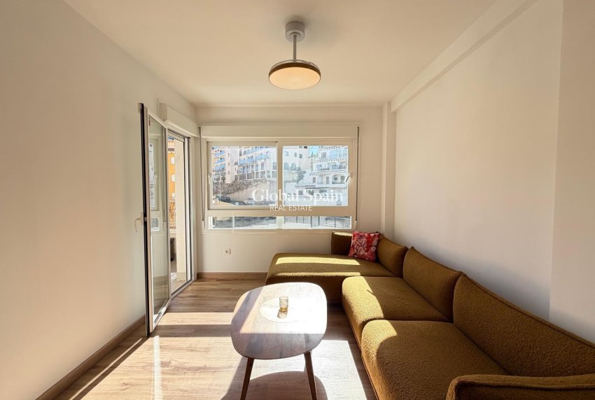 Wiederverkauf - WOHNUNG -
ORIHUELA COSTA - Altos de campoamor