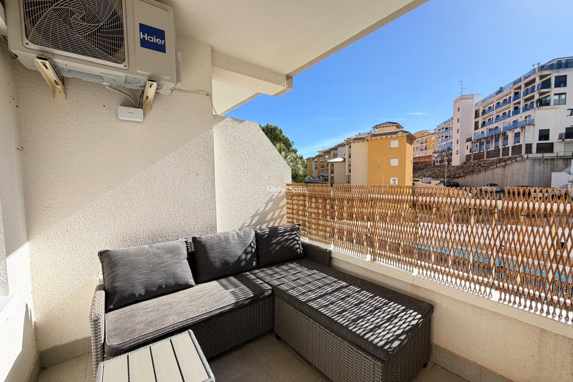 Wiederverkauf - WOHNUNG -
ORIHUELA COSTA - Altos de campoamor