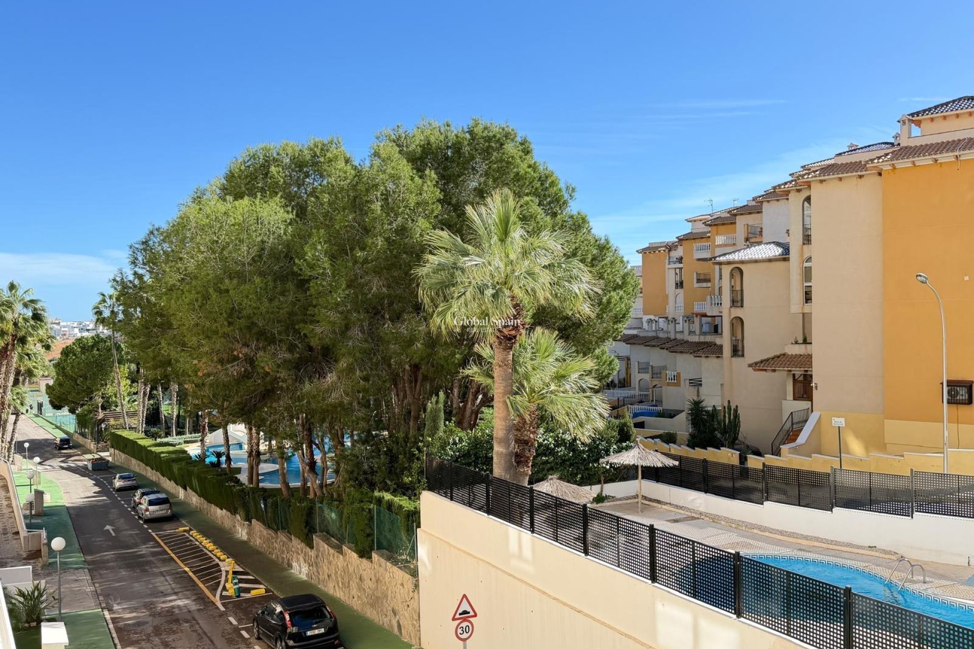 Wiederverkauf - WOHNUNG -
ORIHUELA COSTA - Altos de campoamor