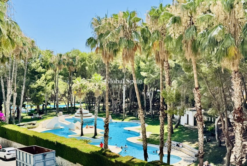 Wiederverkauf - WOHNUNG -
ORIHUELA COSTA - Altos de campoamor