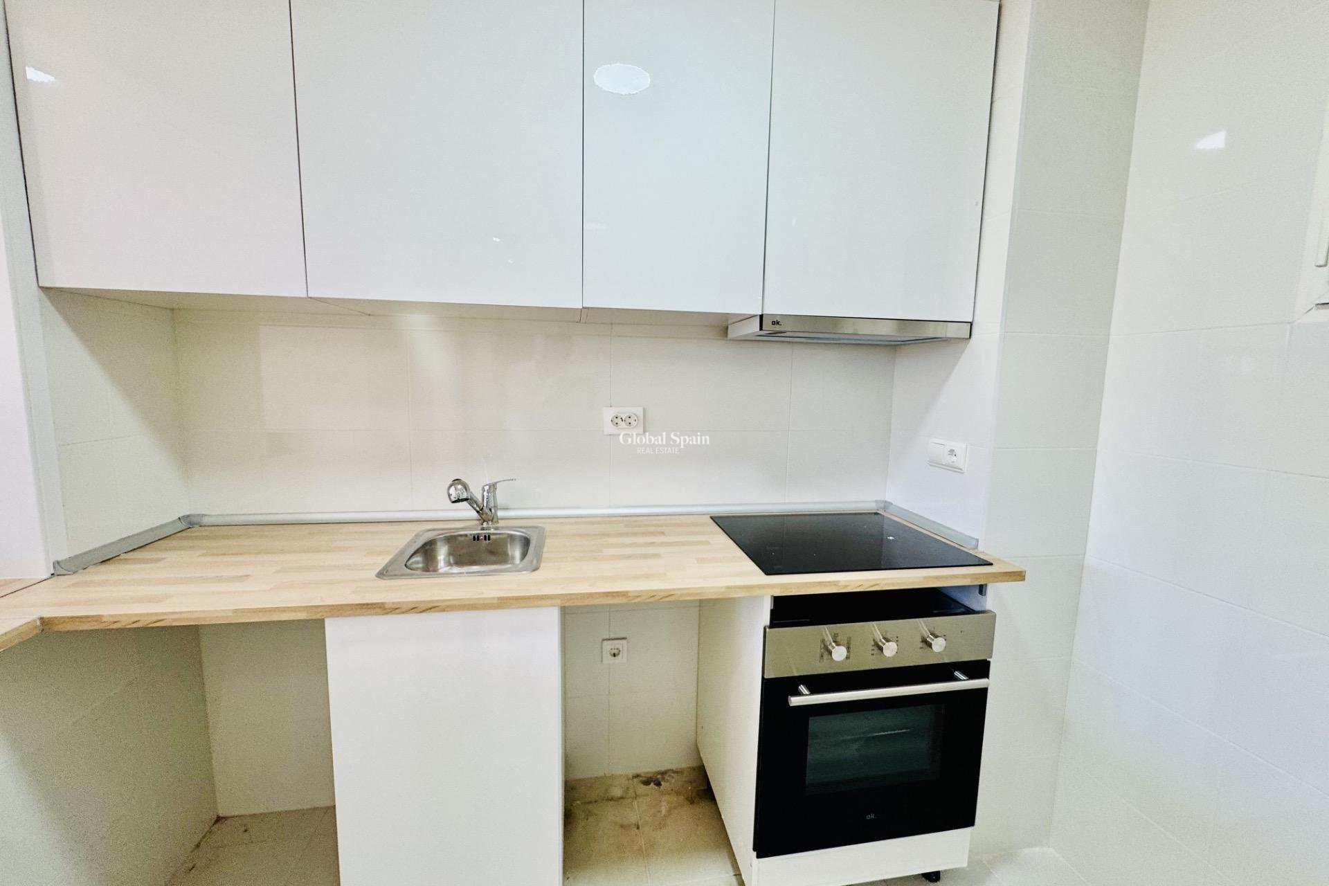 Wiederverkauf - WOHNUNG -
ORIHUELA COSTA - Altos de campoamor