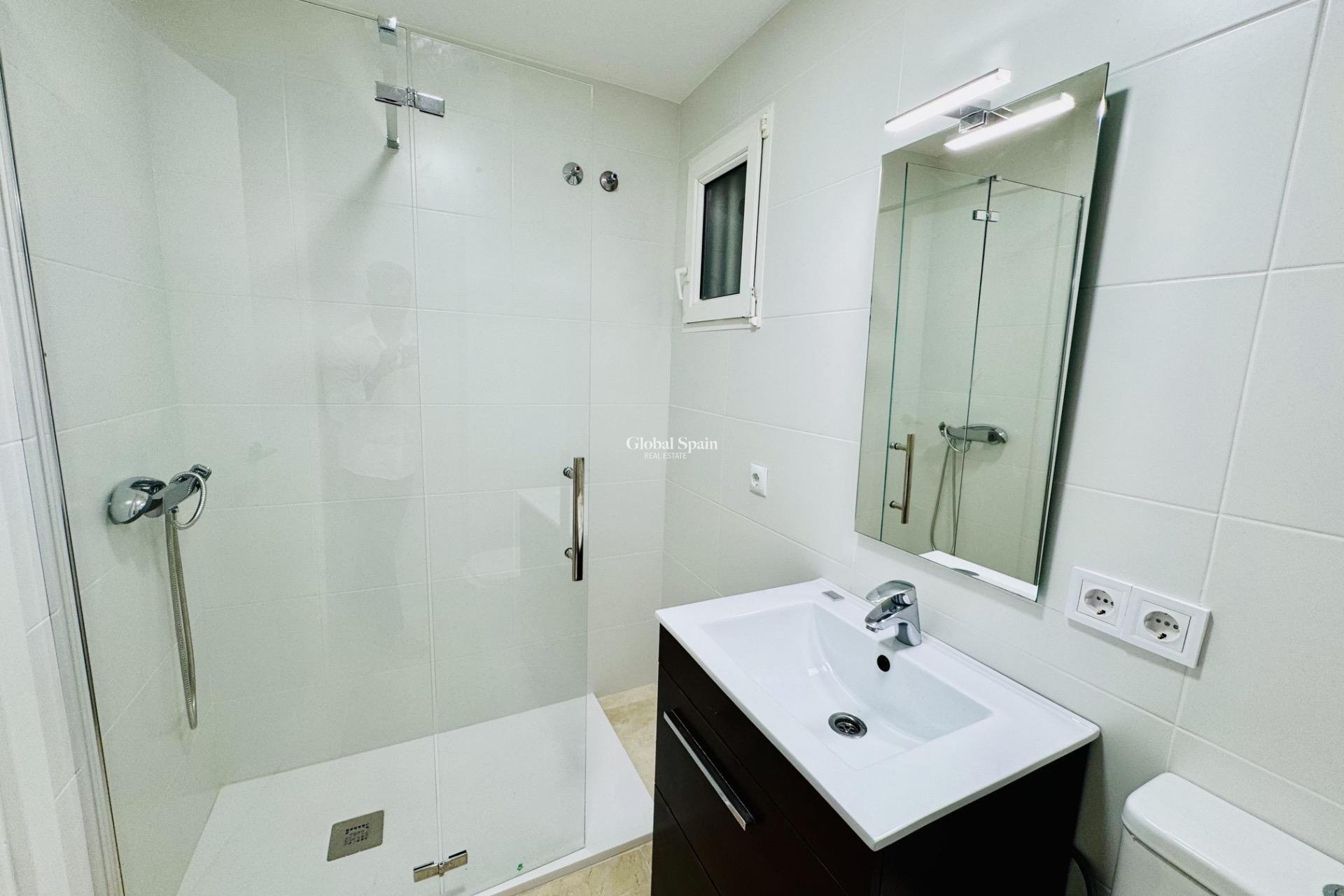 Wiederverkauf - WOHNUNG -
ORIHUELA COSTA - Altos de campoamor