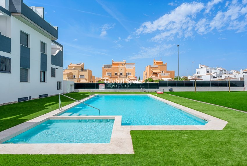 Wiederverkauf - WOHNUNG -
ORIHUELA - Costa Blanca South
