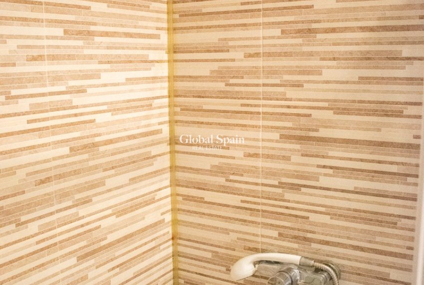 Wiederverkauf - WOHNUNG -
ORIHUELA COSTA - CABO ROIG