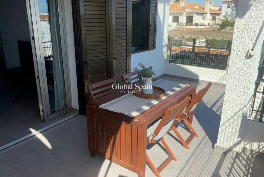 Wiederverkauf - WOHNUNG -
ORIHUELA COSTA - CABO ROIG