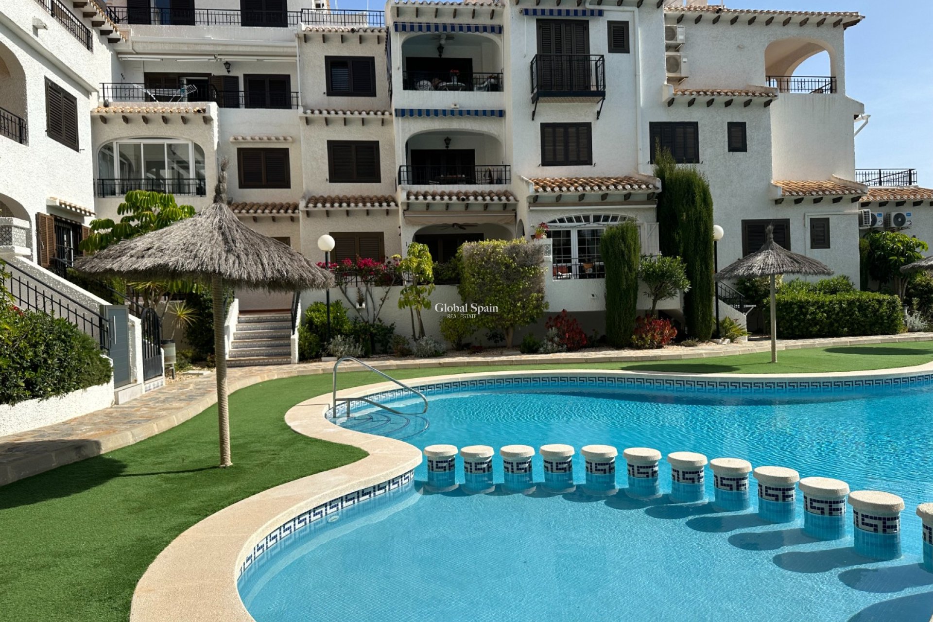 Wiederverkauf - WOHNUNG -
ORIHUELA COSTA - CABO ROIG