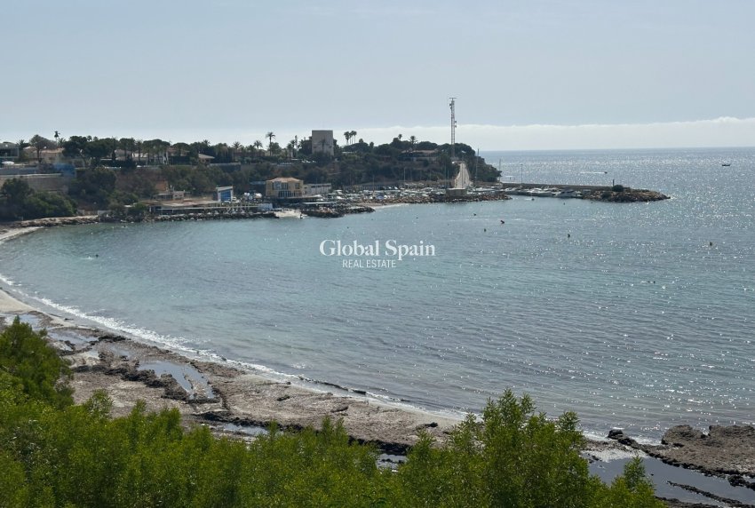 Wiederverkauf - WOHNUNG -
ORIHUELA COSTA - CABO ROIG