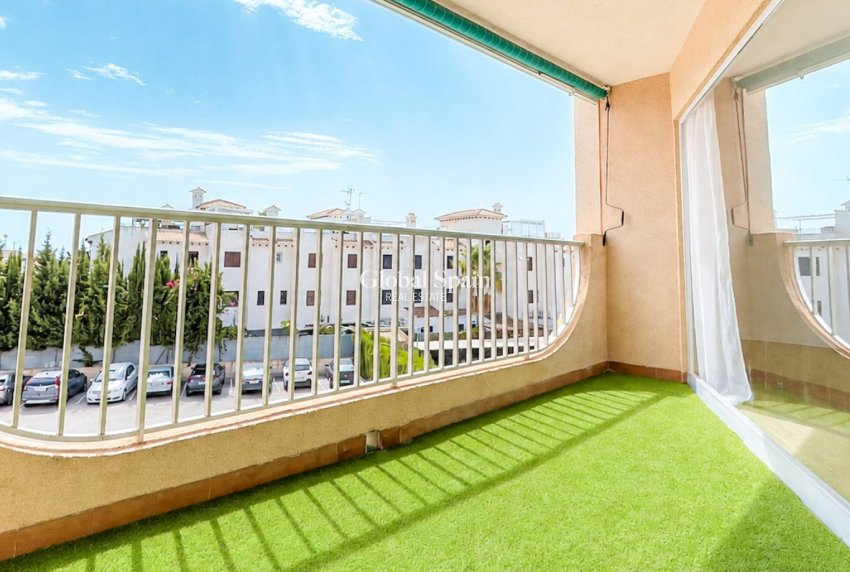 Wiederverkauf - WOHNUNG -
ORIHUELA COSTA - CABO ROIG